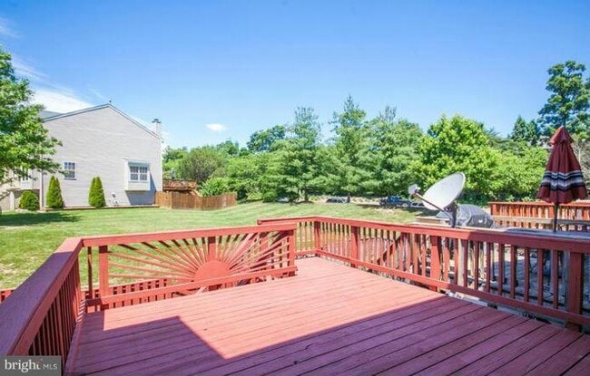 14108 Autumn Cir in Centreville, VA - Building Photo - Building Photo