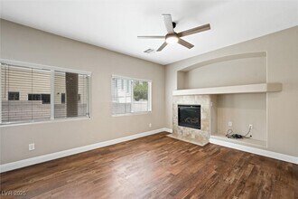 10643 Petricola St in Las Vegas, NV - Building Photo - Building Photo