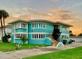 601 University Blvd in Daytona Beach, FL - Building Photo