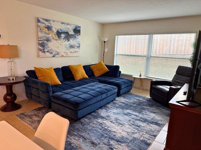 37132 Grassy Hill Ln in Dade City, FL - Building Photo - Building Photo