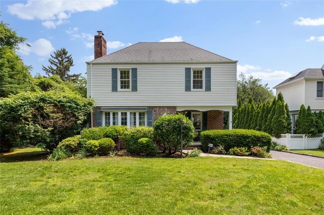 property at 89 Clinch Ave