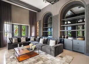 432 S Hibiscus Dr in Miami Beach, FL - Building Photo - Building Photo