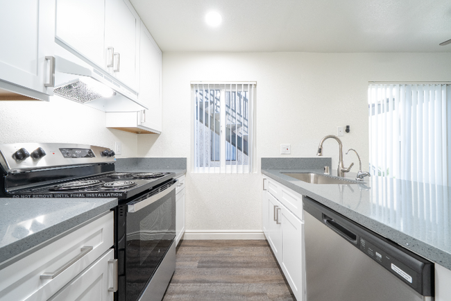 property at 343 Autumn Dr