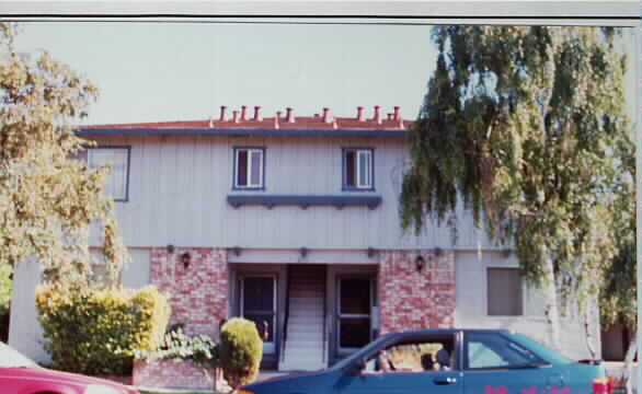 2416 Karen Dr in Santa Clara, CA - Building Photo - Building Photo