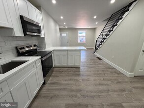 2310 Tasker St in Philadelphia, PA - Building Photo - Building Photo