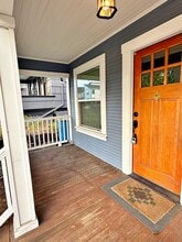 3628 SE 49th Ave in Portland, OR - Foto de edificio - Building Photo