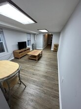 118 S Washington St, Unit 1 in Baltimore, MD - Foto de edificio - Building Photo