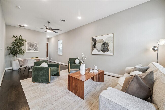 5443 Camaguey St in Houston, TX - Building Photo - Building Photo