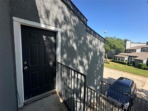 9696 Walnut St in Dallas, TX - Building Photo - Building Photo