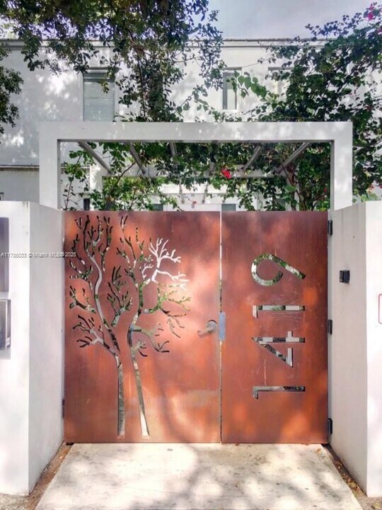 1419 West Ave in Miami Beach, FL - Building Photo