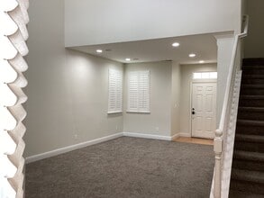 741 W Barcelona Ln in Clovis, CA - Building Photo - Building Photo