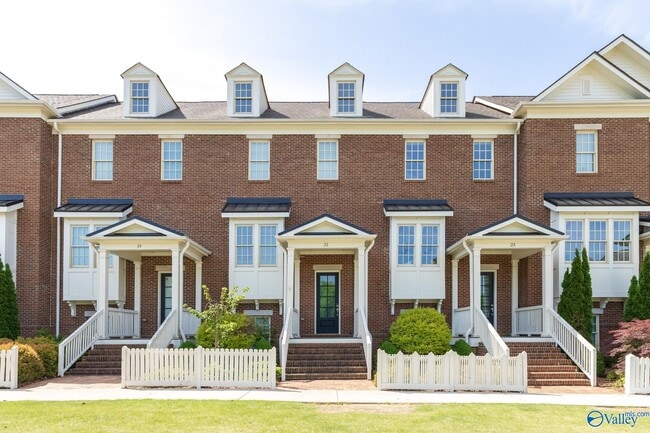 21 Stone Mason Way NW in Huntsville, AL - Building Photo - Building Photo