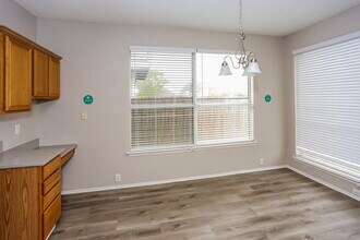 2616 Lonesome Oak Dr in Corinth, TX - Building Photo - Building Photo