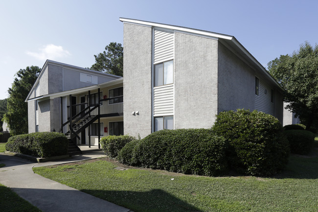 Creekside Place in Columbia, SC - Foto de edificio - Building Photo