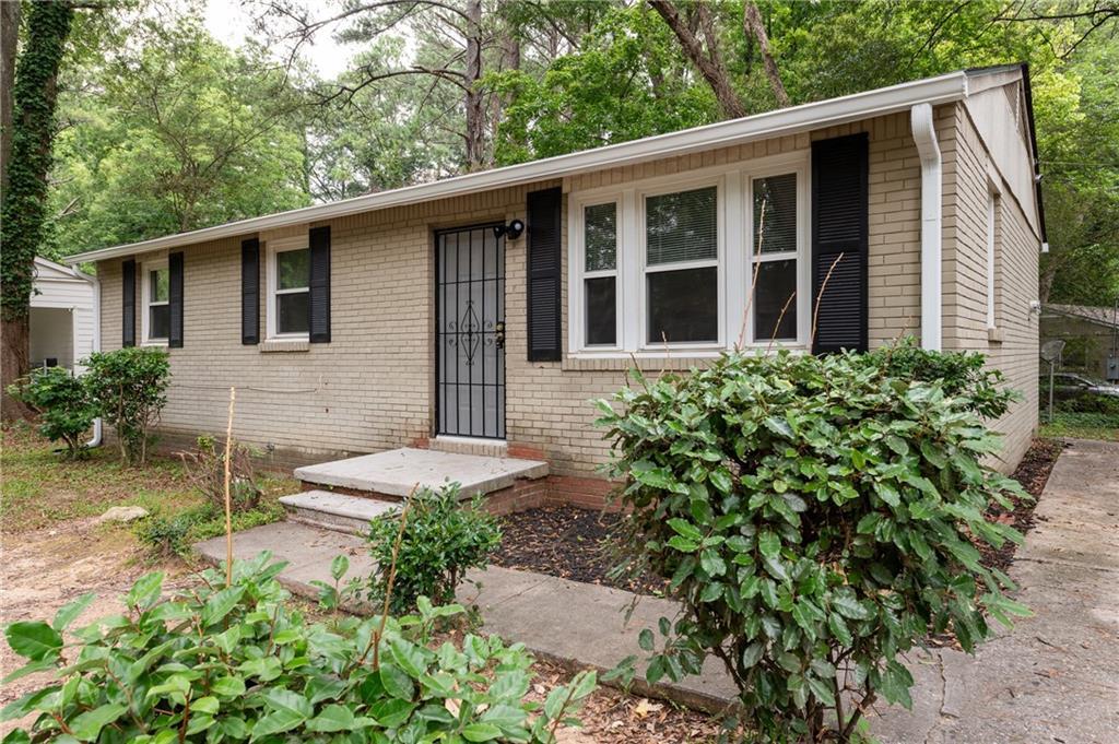 3527 Bolfair Dr NW in Atlanta, GA - Building Photo