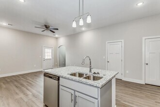 3424 W Angel St in Wichita, KS - Building Photo - Building Photo