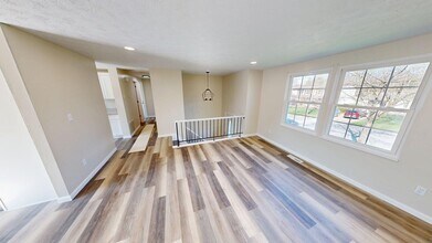 814 Florida Ave in Mc Donald, OH - Building Photo - Building Photo