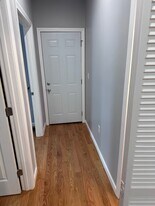 48 Hastings St, Unit 1 in Lowell, MA - Building Photo