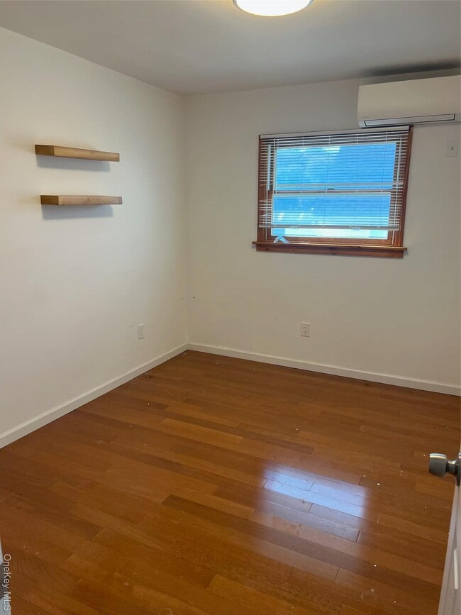 240-46 67th Ave in Queens, NY - Building Photo - Building Photo