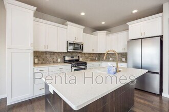 660 Rock Rd in Eaton, CO - Building Photo - Building Photo