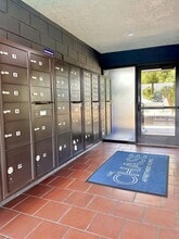 The Chase Apartment Homes in Oakland, CA - Foto de edificio - Building Photo