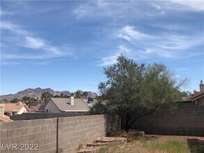 838 Rusty Anchor Way in Henderson, NV - Building Photo - Building Photo