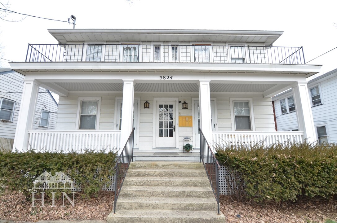5824 Arnsby Pl in Cincinnati, OH - Building Photo