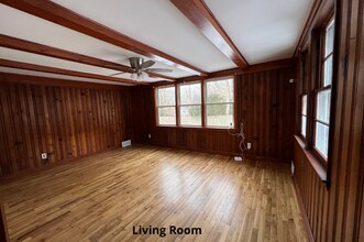 17 Lafayette Ave in Mastic, NY - Building Photo - Building Photo