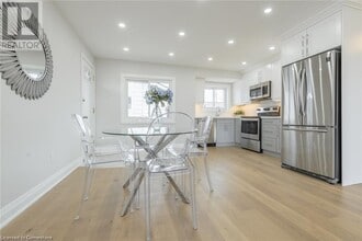 213 Thorner Dr in Hamilton, ON - Building Photo - Building Photo