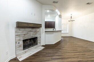 1707 100th St in Lubbock, TX - Building Photo - Building Photo