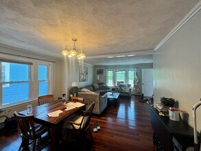 19 Gordon St, Unit 2 in Somerville, MA - Building Photo - Building Photo