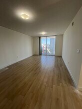 154 NE 23rd St, Unit D3 in Miami, FL - Foto de edificio - Building Photo