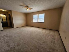 1104 NW 52nd Cir in Lawton, OK - Building Photo - Building Photo