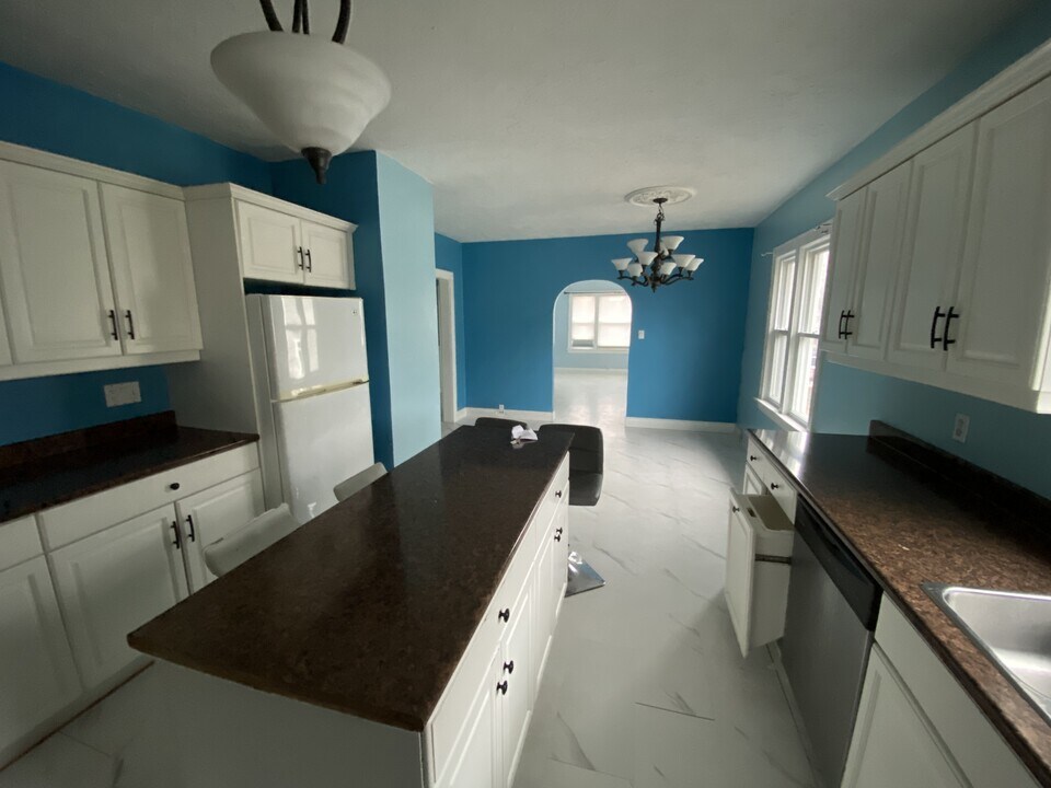 59 York St in Moncton, NB - Building Photo