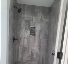 143 Mansfield St in Hartford, CT - Foto de edificio - Building Photo