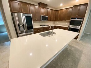 367 American Dipper St in Las Vegas, NV - Building Photo - Building Photo