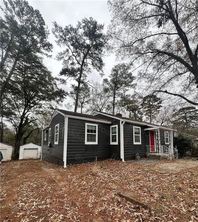 1860 Broadwell St SW in Atlanta, GA - Building Photo - Building Photo