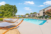 Crossing at Reedy Creek in Charlotte, NC - Building Photo - Building Photo