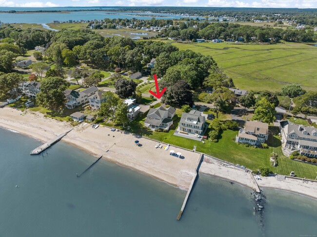 43 Shore Rd in Clinton, CT - Building Photo - Building Photo
