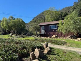 121 Old Topanga Canyon Rd in Topanga, CA - Building Photo