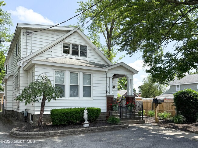 property at 128 Mariaville Rd