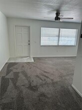 5920 18th St N in St. Petersburg, FL - Building Photo - Building Photo