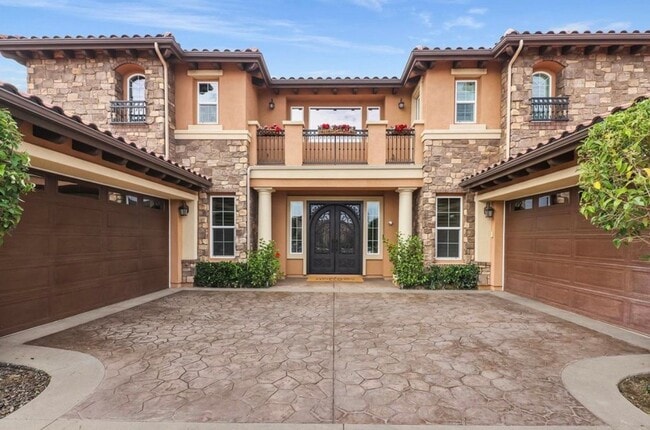 7305 Augusta Dr in Moorpark, CA - Building Photo - Building Photo