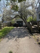 4112 Dellridge Dr in Louisville, KY - Foto de edificio - Building Photo