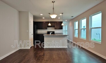 8953 Cocoa Ave in Jacksonville, FL - Building Photo - Building Photo