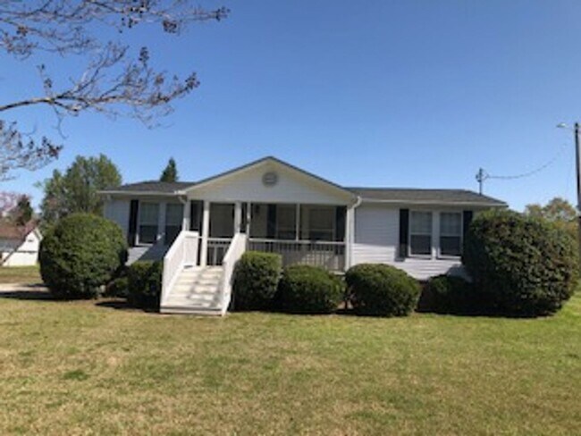7252 Healthy Plains Church Rd in Sims, NC - Building Photo - Building Photo