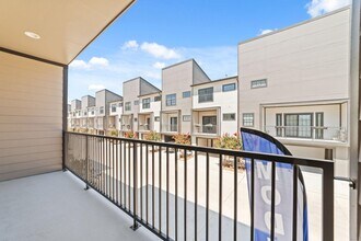 11936 N Hoa Sen Cir in Houston, TX - Building Photo - Building Photo