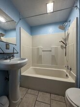 1749 Crafton Blvd, Unit 2 in Pittsburgh, PA - Building Photo - Building Photo