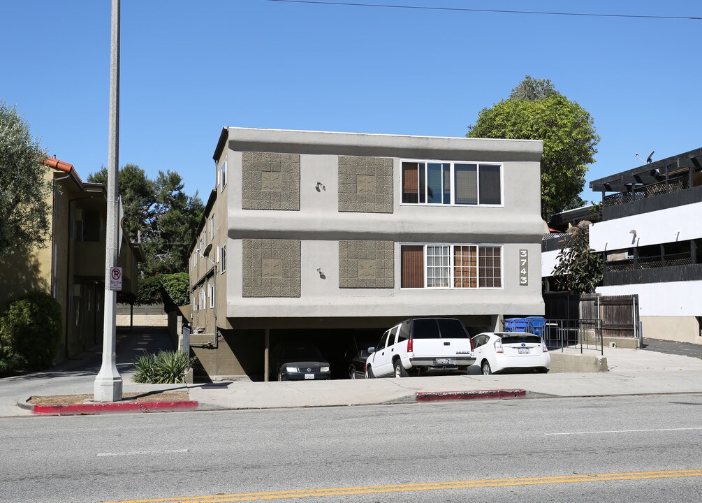 3743 Mclaughlin Ave in Los Angeles, CA - Building Photo