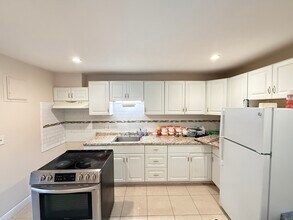 5 Oakland St in Boston, MA - Building Photo - Building Photo